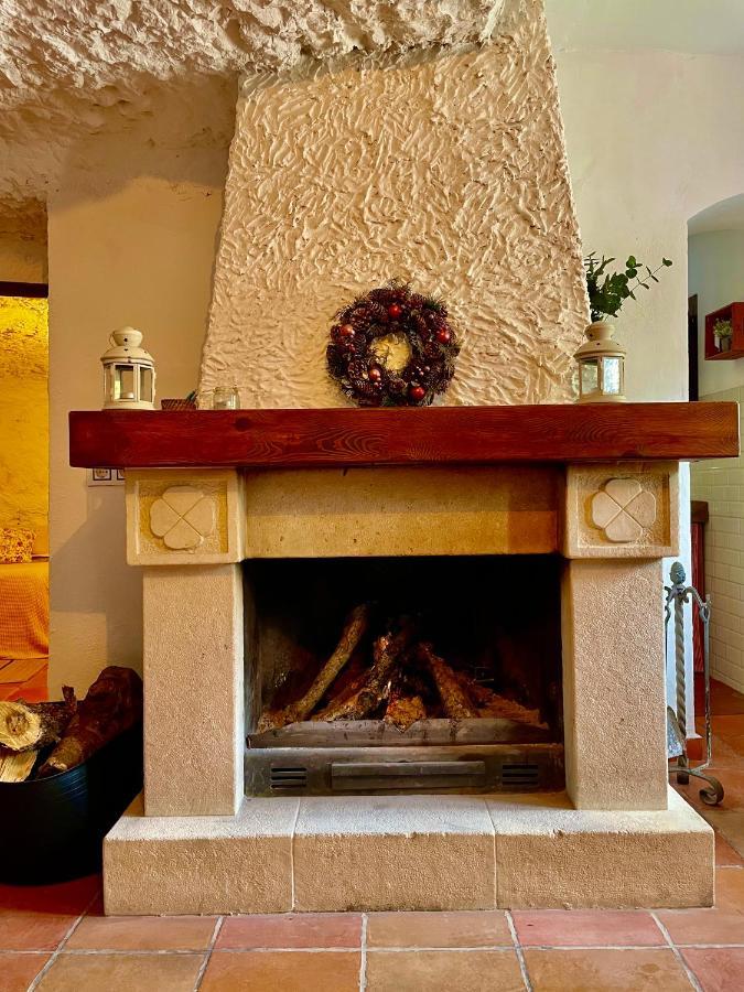 הוילה אלקלה דל חוקאר Cueva De La Abuela Maria מראה חיצוני תמונה